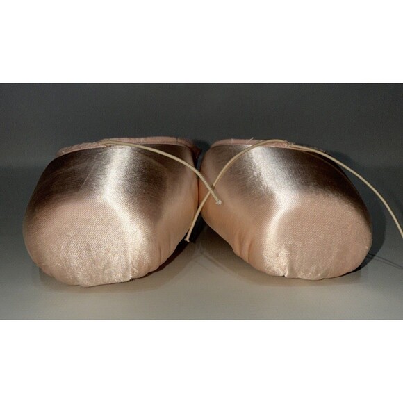 Suffolk Silhouette Pointe Ballet Shoes NEW 8 XXX Standard England Women’s US 10 - Picture 2 of 11